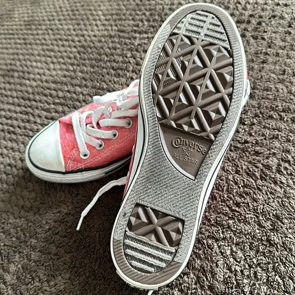 Converse - Picture 4 of 4